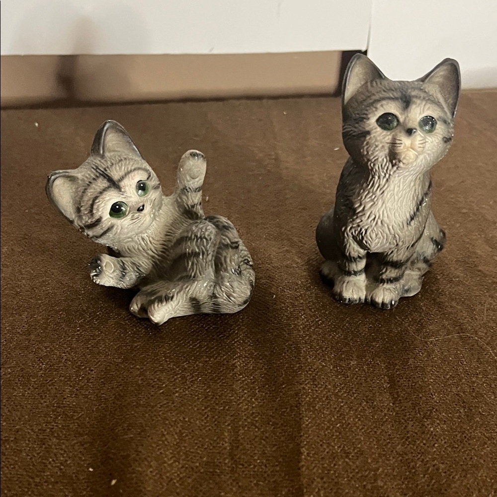 😄Vintage Lefton hand painted cat figurines 1985